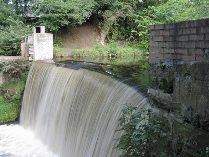 File:Midlothian barrier.jpg