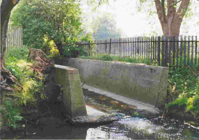 File:Quaggy channelised 03.jpg